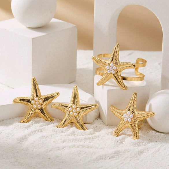 Wholesale Women's Electroplated Iron Starfish And Conch Geometric Bracelet Modern Minimalist Animal Style Jewelry