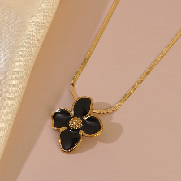 Wholesale Women's Electroplated Stainless Steel Snake Bone Chain Fourpetal Flower Necklace