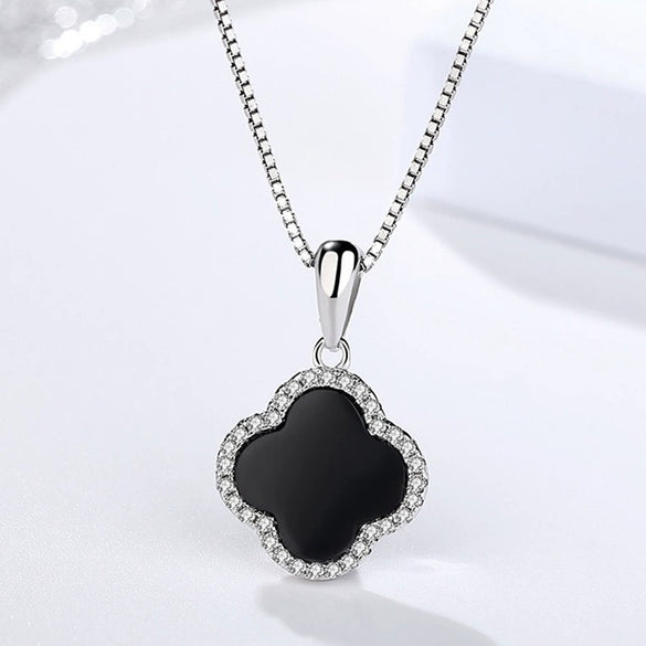 Wholesale Women's Elegant Clover Necklace With Black Agate Pendant Made Of S925 Sterling Silver Electroplated Cross Chain