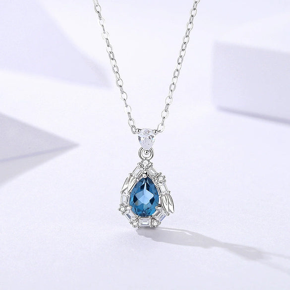 Wholesale Women's Elegant Geometric Inlay S925 Sterling Silver Drop Topaz Clavicle Necklace
