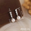 Wholesale Women's Elegant Geometric Round Imitation Pearl And Zircon Earrings Copper Jewelry