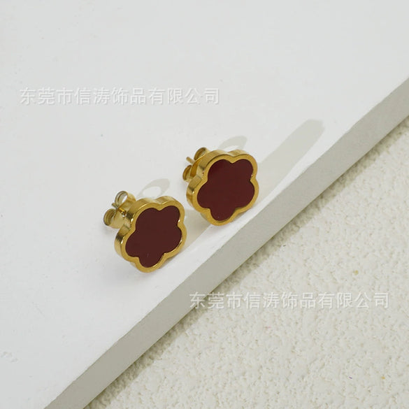 Wholesale Women's Elegant Geometric Titanium Steel Electroplated Five Leaf Flower Earrings