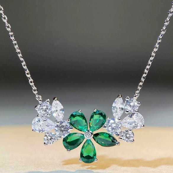 Wholesale Women's Elegant Silver 925 Sterling Silver Flower Ochain Necklace With Diamond Design