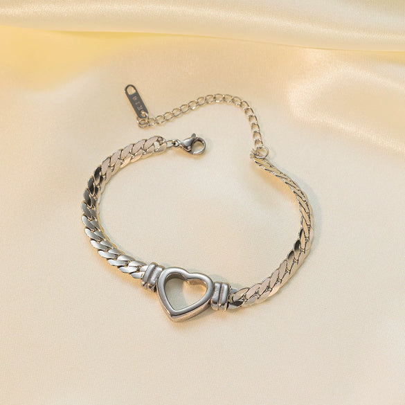 Wholesale Women's Elegant Simple Versatile Titanium Steel Bracelet With Heart Shape Flower Bow Tie Pattern Electroplated