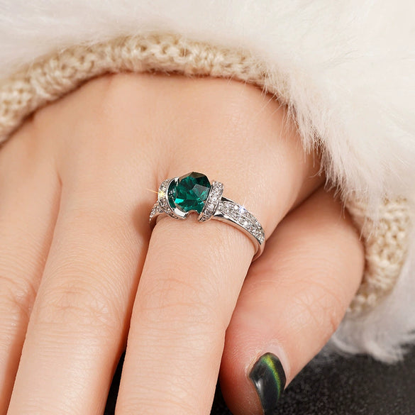 Wholesale Women's Emerald Ring Copper Geometric Zirconia Highend Accessory