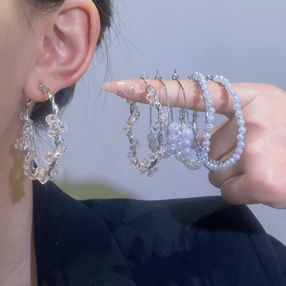 Wholesale Women's Exaggerated Geometric Metal Circle Earrings With Electroplating Design