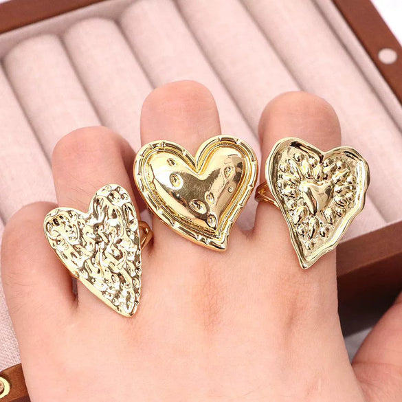 Wholesale Women's Exaggerated Heartshaped Copper Ring With Electroplating