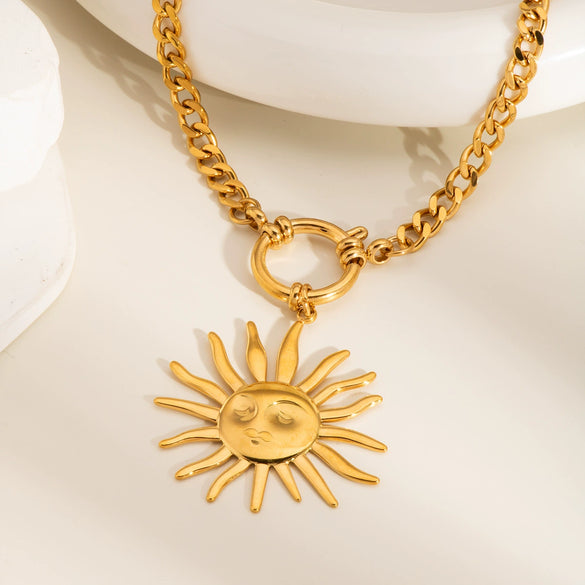 Wholesale Women's Exaggerated Light Luxury Niche Design Sun Pendant Necklace With Cuban Chain And Spring Buckle Titanium Steel Stainless Steel Pvd Furnace Vacuum Real Gold Plating