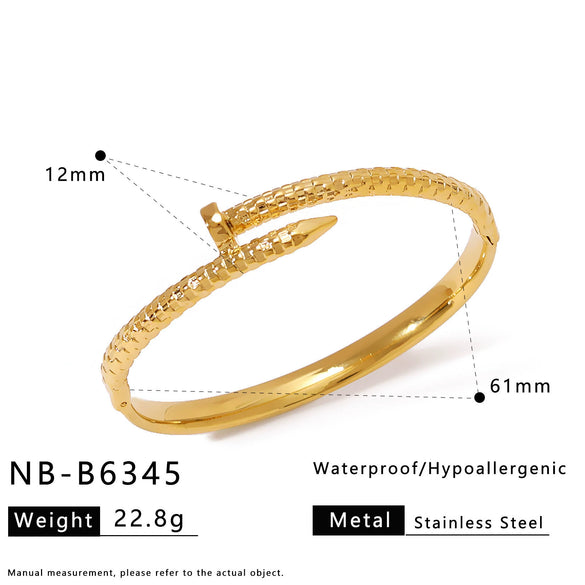 Wholesale Women's Exquisite Light Luxury Highend Electroplated Stainless Steel And 18K Heart Shape And Geometric Bracelet With Inlaid Zircon Design