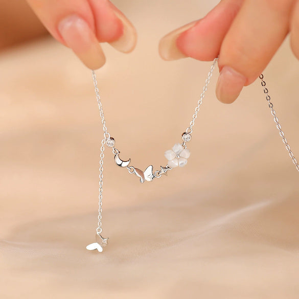 Wholesale Women's Fairy Style Silver Necklace With Inlaid Shell Flower Insect Star Pattern And Cross Chain