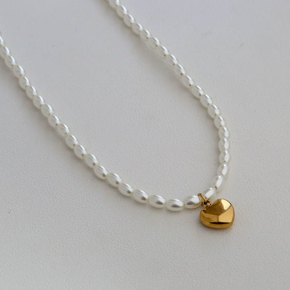 Wholesale Women's Fairy Style Titanium Steel Goldplated Pearl Casting Heart Pendant Necklace With String Of Pearls Chain