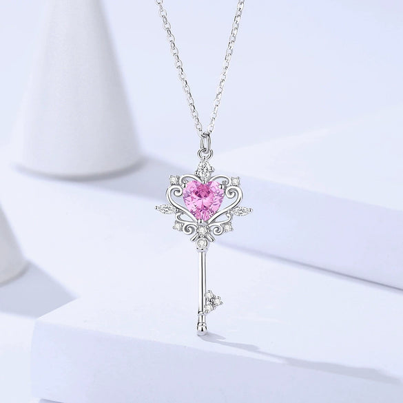 Wholesale Women's Fashion Allmatch Heartshaped Geometric Inlaid Zircon 925 Sterling Silver Necklace With Cross Chain