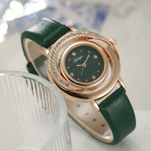 Wholesale Women's Fashion Alloy And Pu Belt Round Dial Quartz Watch With Diamond Inlay