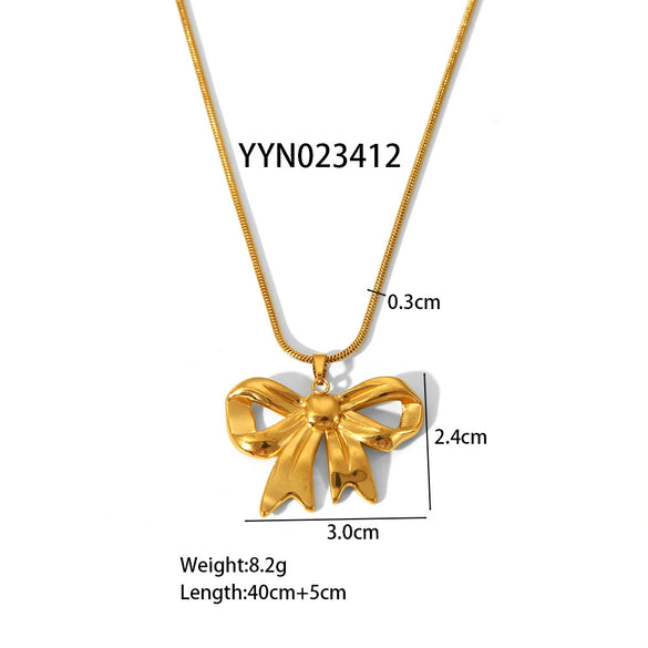 Wholesale Women's Fashion Clavicle Chain With Butterfly Pendant Titanium Steel And Stainless Steel Geometric And Animal Pattern Pvd Furnace Real Gold Electroplating