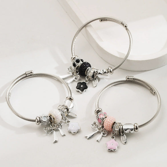 Wholesale Women's Fashion Diamond Design Stainless Steel Alloy Bracelet With Bow Flower Pendant