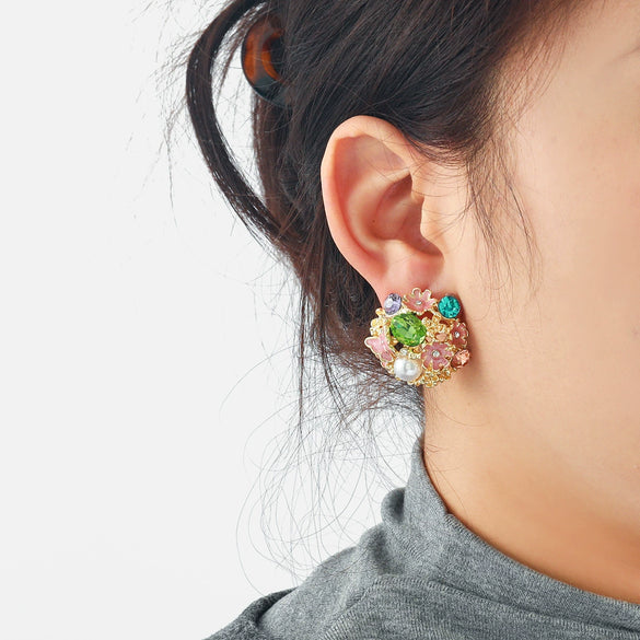Wholesale Women's Fashion Earrings With Rhinestone And Diamondset Flower Design