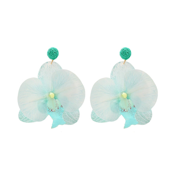 Wholesale Women's Fashion Flower Shape Zinc Alloy Electroplated Earrings
