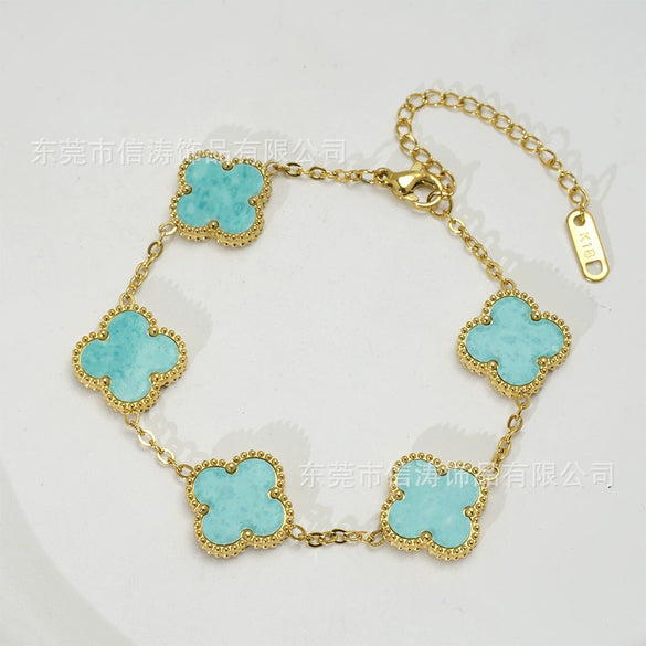 Wholesale Women's Fashion Fourleaf Clover Bracelet Gold Plated Titanium Steel