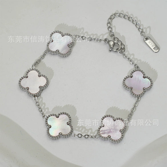 Wholesale Women's Fashion Fourleaf Clover Bracelet Gold Plated Titanium Steel