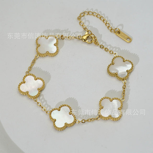 Wholesale Women's Fashion Fourleaf Clover Bracelet Gold Plated Titanium Steel