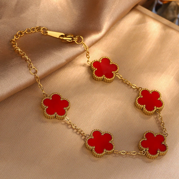 Wholesale Women's Fashion Fresh Stainless Steel Bracelet With Five Leaf Grass And Plum Blossom Pattern Electroplated