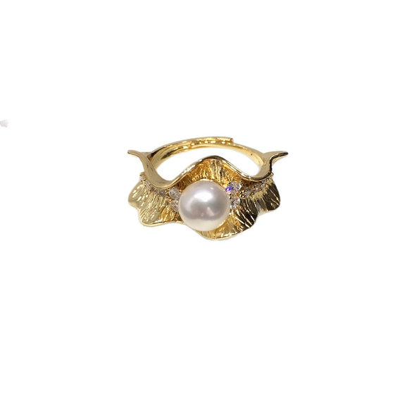 Wholesale Women's Fashion Freshwater Pearl Ring With Copper Material In Flat Round And Bun Round Shapes