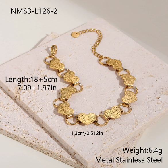 Wholesale Women's Fashion Geometric Heart Shape Stainless Steel 18K Gold Plated Necklace And Bracelet Hand Jewelry