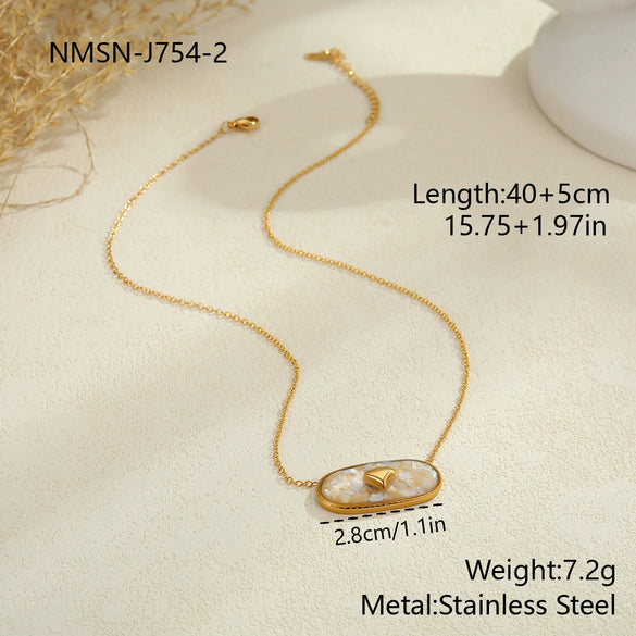 Wholesale Women's Fashion Geometric Heartshaped 18K Gold Electroplated Stainless Steel Necklace