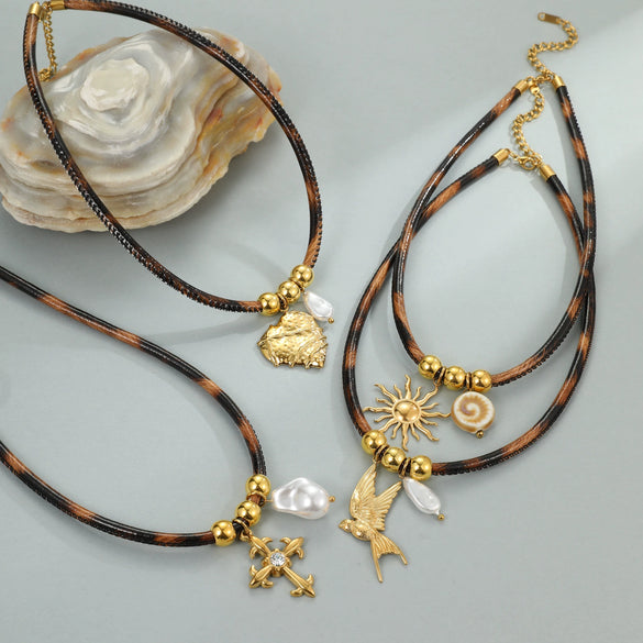 Wholesale Women's Fashion Geometric Leopard Print Stainless Steel 18K Electroplated Necklace