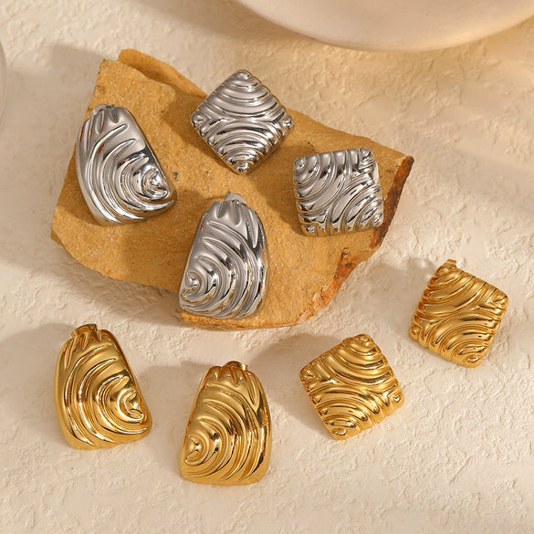 Wholesale Women's Fashion Geometric Stainless Steel Electroplated Earrings