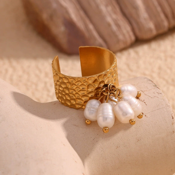 Wholesale Women's Fashion Geometric Stainless Steel Electroplated 18K Gold Pearl Tassel Hammer Pattern Opening Bracelet Ring