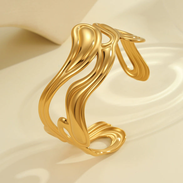 Wholesale Women's Fashion Geometric Stainless Steel 18K Gold Plated Open Bracelet