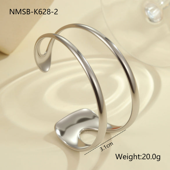 Wholesale Women's Fashion Geometric Stainless Steel 18K Gold Plated Open Bracelet