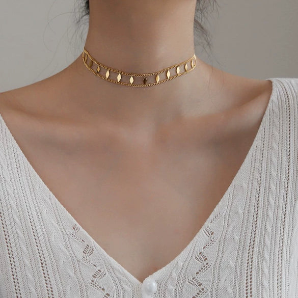Wholesale Women's Fashion Geometric Titanium Steel Twist Chain Necklace Plated 18K Gold