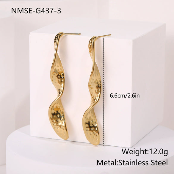 Wholesale Women's Fashion Geometric Wave Stainless Steel Earrings With Pvd Furnace Vacuum Real Gold Plating