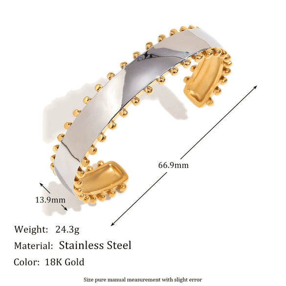 Wholesale Women's Fashion Gold Earrings Bracelet And Ring Set Stainless Steel 18K Gold Plated Geometric Pattern