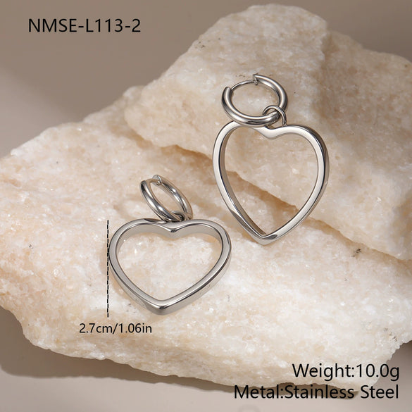 Wholesale Women's Fashion Heartshaped Hollow Electroplated Stainless Steel Earrings