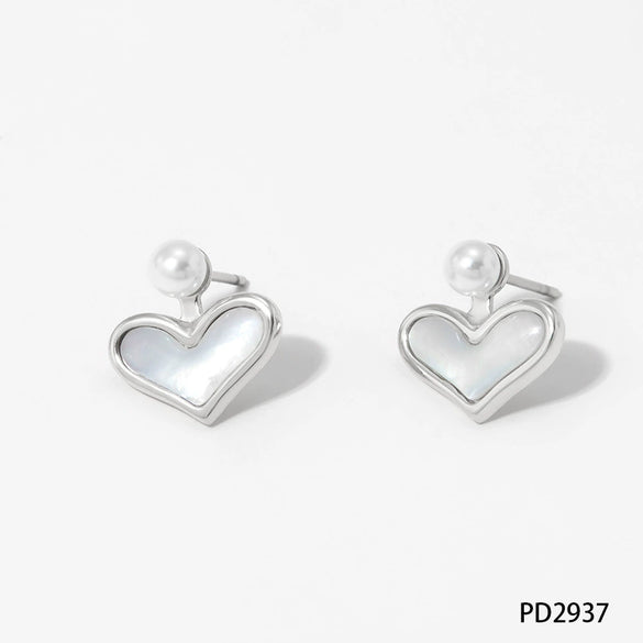 Wholesale Women's Fashion Heartshaped Stainless Steel Earrings With Electroplating Design