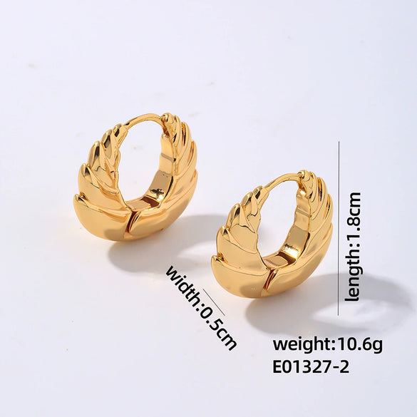 Wholesale Women's Fashion Highgrade Stainless Steel Geometric Hollow Electroplated Earrings