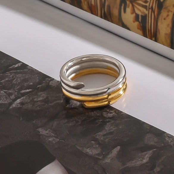 Wholesale Women's Fashion Jewelry Stainless Steel Three Layer Plain Ring With Geometric Pattern And Gold And Silver Color Matching Electroplated
