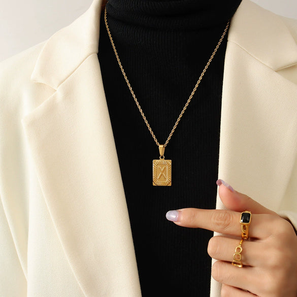 Wholesale Women's Fashion Jewelry Titanium Steel Ferris Wheel Design 18K Gold Plated Square Pendant Clavicle Chain With Letter And Number Patterns