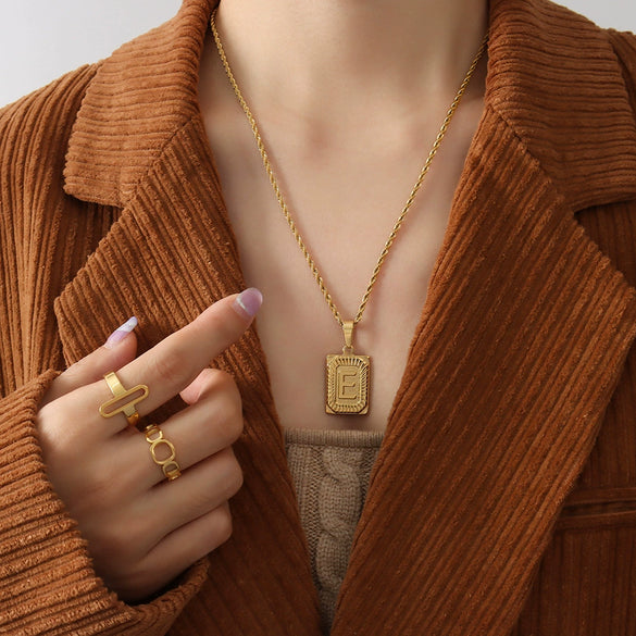 Wholesale Women's Fashion Jewelry Titanium Steel Ferris Wheel Design 18K Gold Plated Square Pendant Clavicle Chain With Letter And Number Patterns