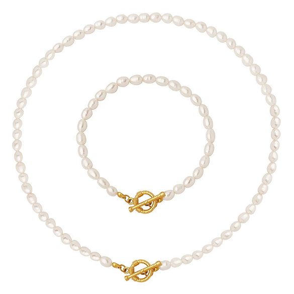 Wholesale Women's Fashion Jewelry With Fresh Water Pearl Chain And Electroplated Ot Buckle
