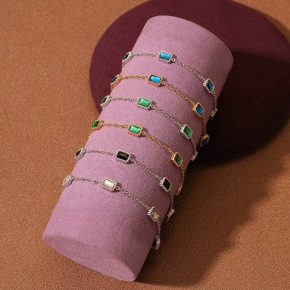 Wholesale Women's Fashion Light Luxury Geometric Stainless Steel And 18K Electroplated Bracelet