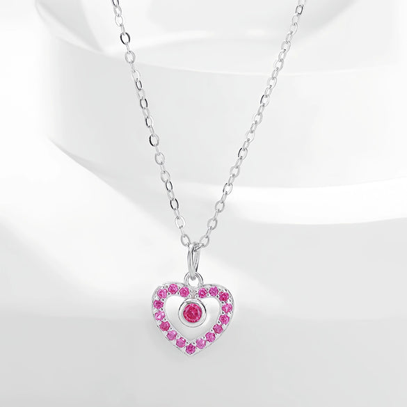 Wholesale Women's Fashion Love Necklace In 925 Sterling Silver With Heart Shape Design