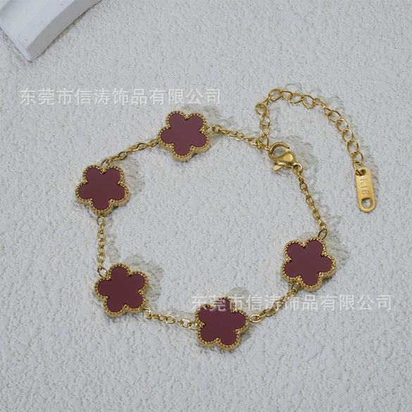 Wholesale Women's Fashion Luxury Vacuumplated 18K Titanium Steel Clover Flower Bracelet