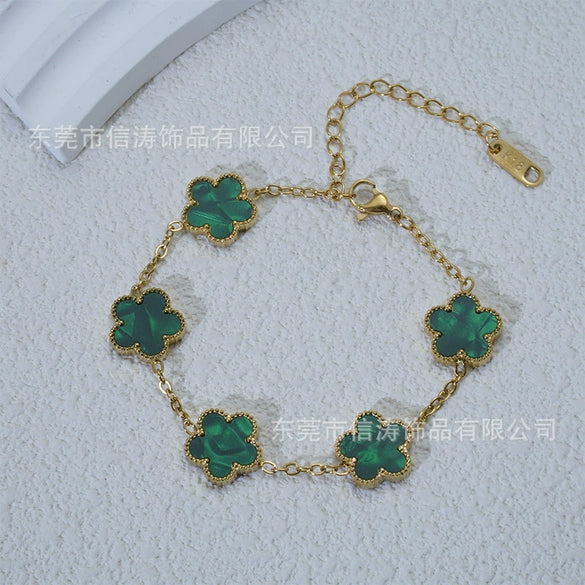 Wholesale Women's Fashion Luxury Vacuumplated 18K Titanium Steel Clover Flower Bracelet