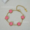 Wholesale Women's Fashion Luxury Vacuumplated 18K Titanium Steel Clover Flower Bracelet