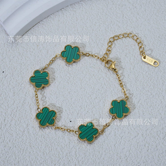 Wholesale Women's Fashion Luxury Vacuumplated 18K Titanium Steel Clover Flower Bracelet