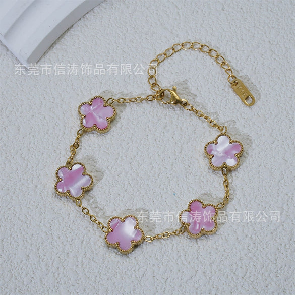 Wholesale Women's Fashion Luxury Vacuumplated 18K Titanium Steel Clover Flower Bracelet